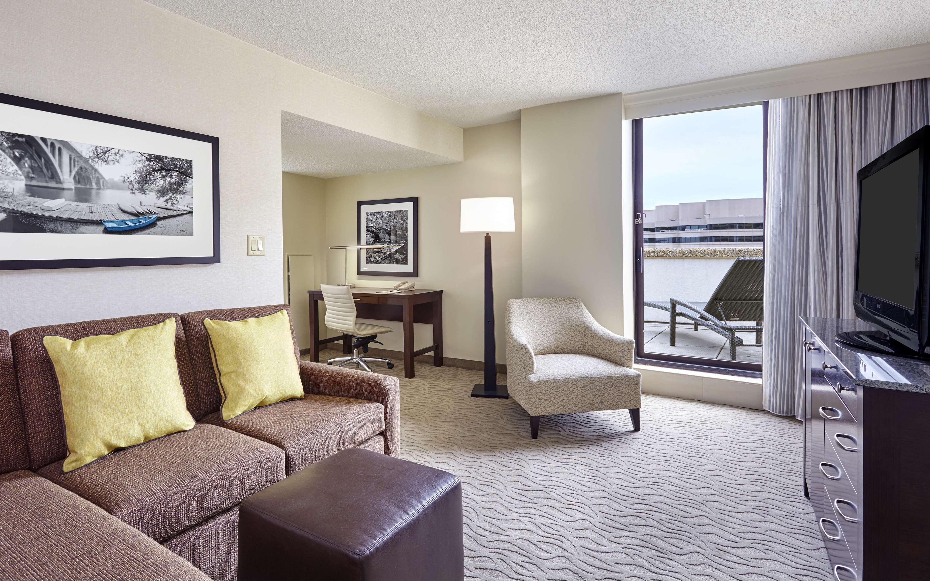 Doubletree By Hilton Washington Dc - Crystal City Arlington Esterno foto