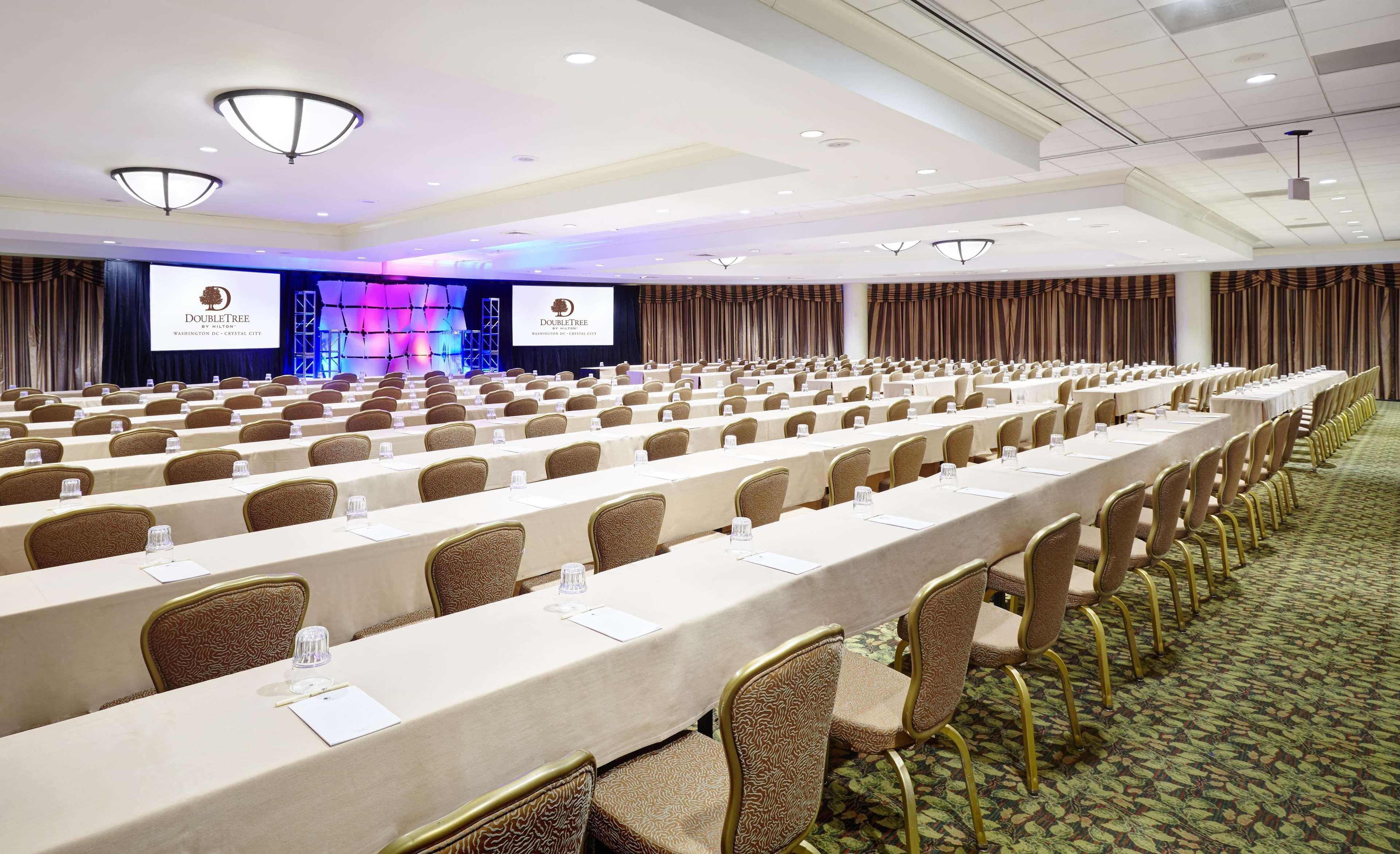 Doubletree By Hilton Washington Dc - Crystal City Arlington Esterno foto